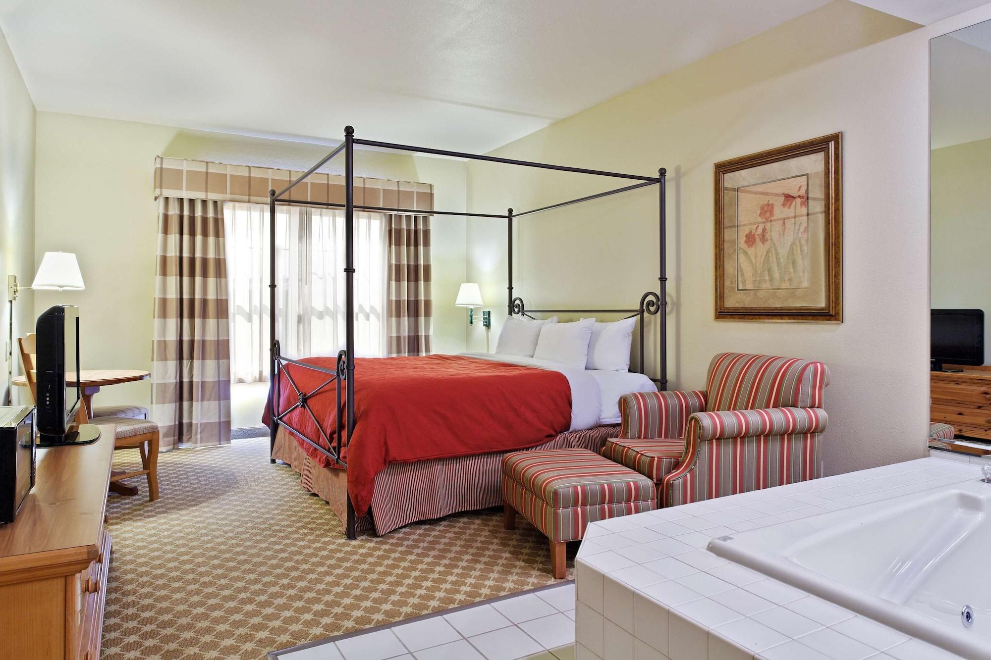 Country Inn & Suites By Radisson, Freeport, Il Bagian luar foto